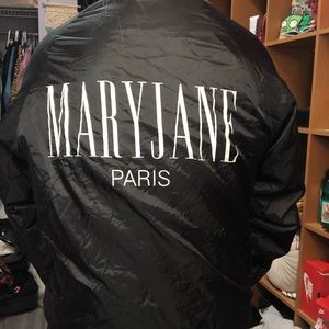 MARYJANE WINDBREAKER